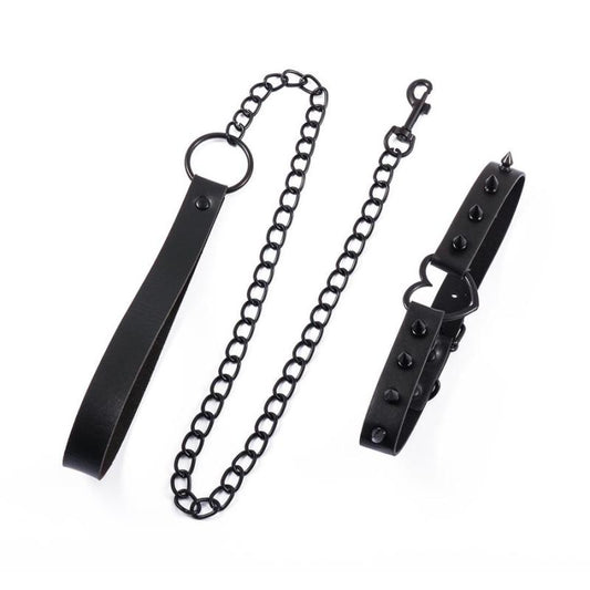 Black Spiked Heart Choker with Leash – BDSM Collar Set