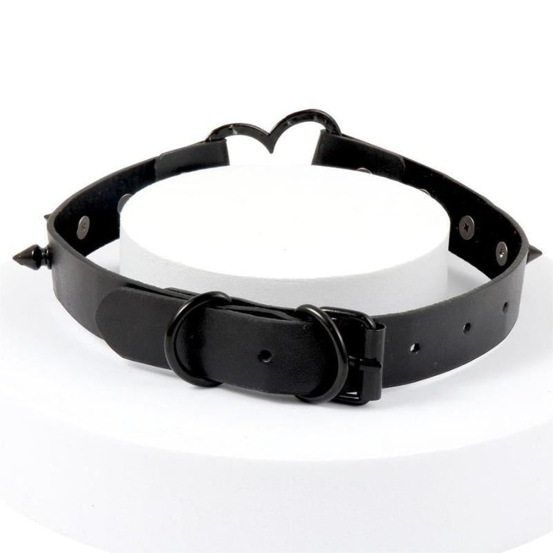 Black Spiked Heart Choker with Leash – BDSM Collar Set